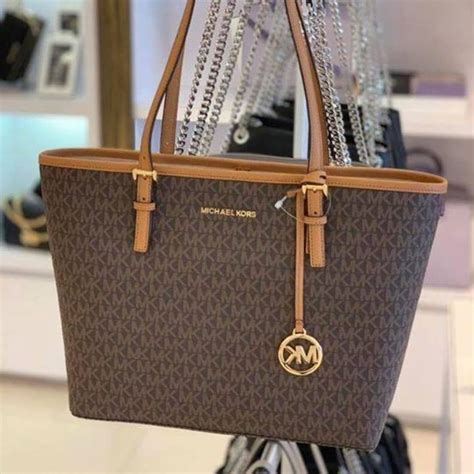 asli dan palsu beg michael kors|michael kors original.